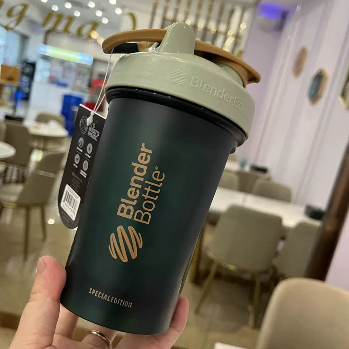 Blender Bottle蛋白粉摇摇杯酵素奶昔搅拌杯运动杯子健身水杯20oz