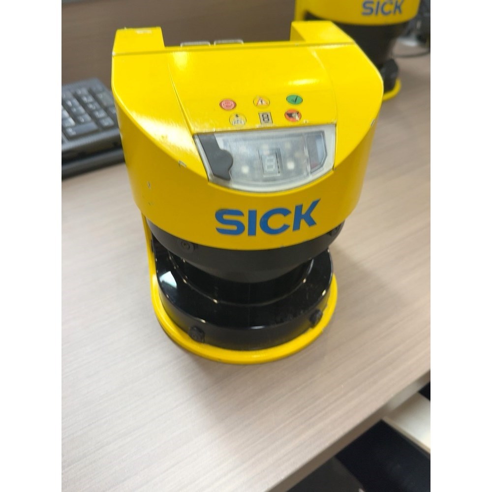 西克S30A-6111CP激光安全扫描仪德国制造成色良好 议价