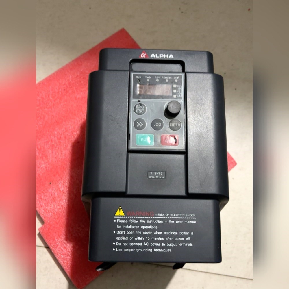 ALPHA阿尔法6000E变频器7.5KW380V实物 议价