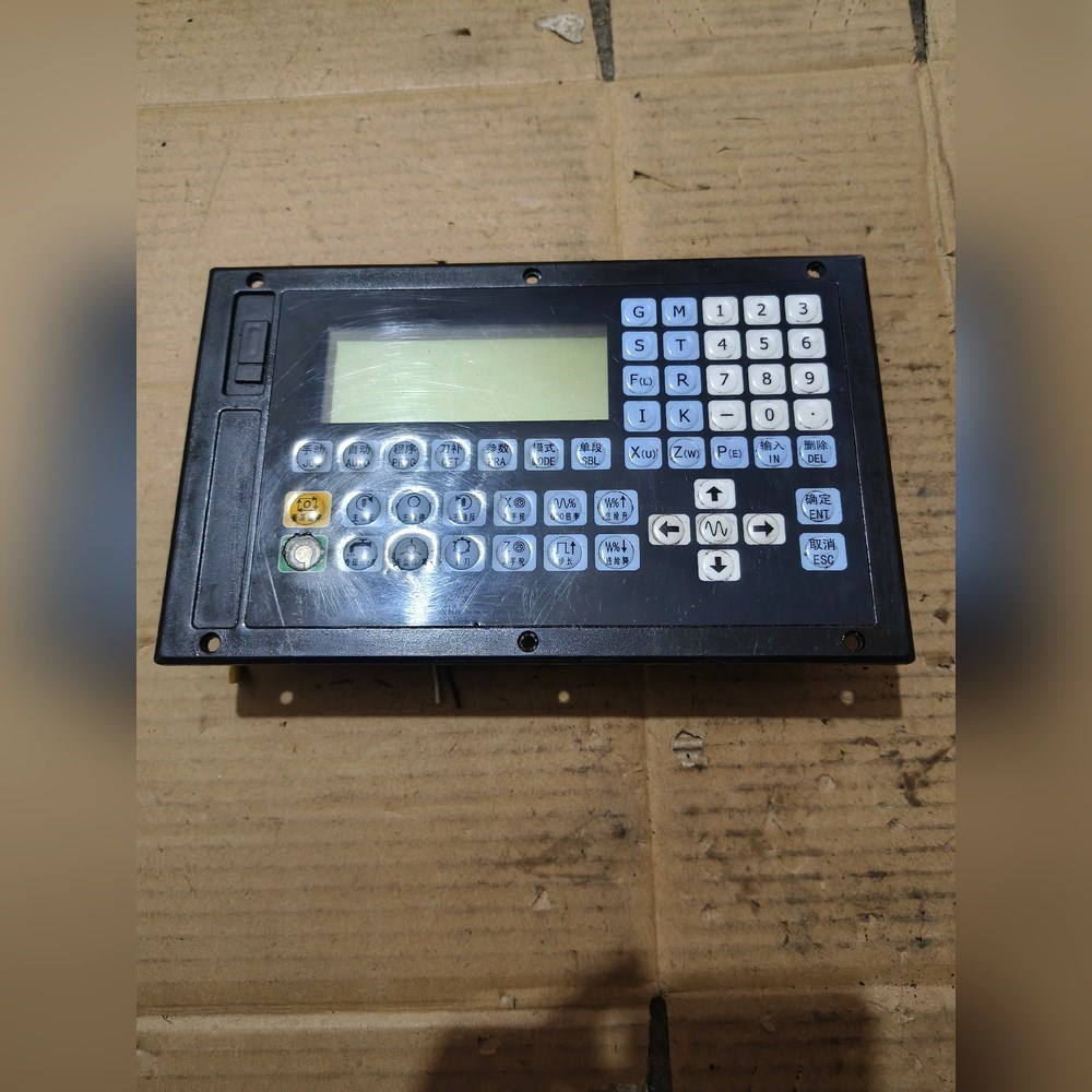 宇辉数控系统YH-CNC100T功能正常使用物品成 议价
