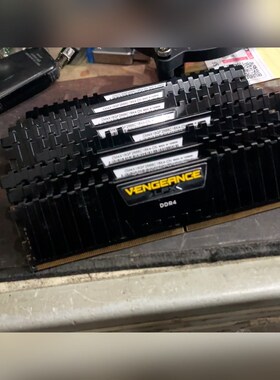 海盗船复仇者2666 内存条16G成色如图所示3600C 议价