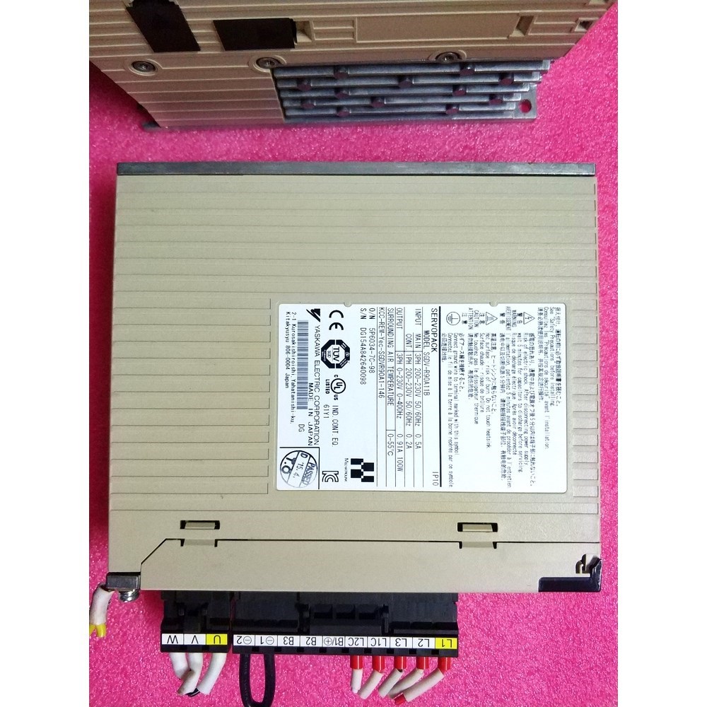 安川5系100W伺服驱动器SGDV-R90A11B 议价