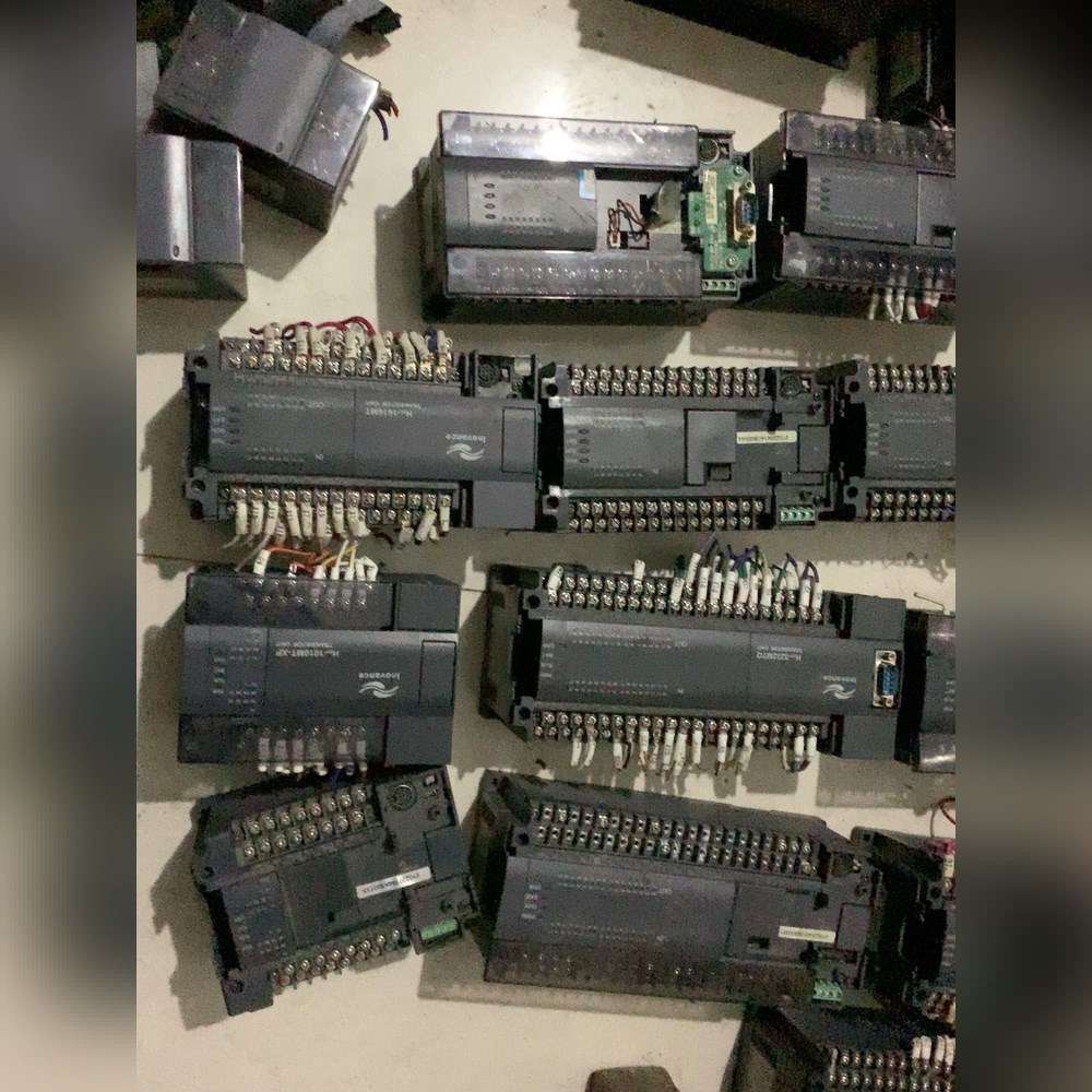 汇川PLCH2U-3232MTQ-F17一台完整H2U 议价