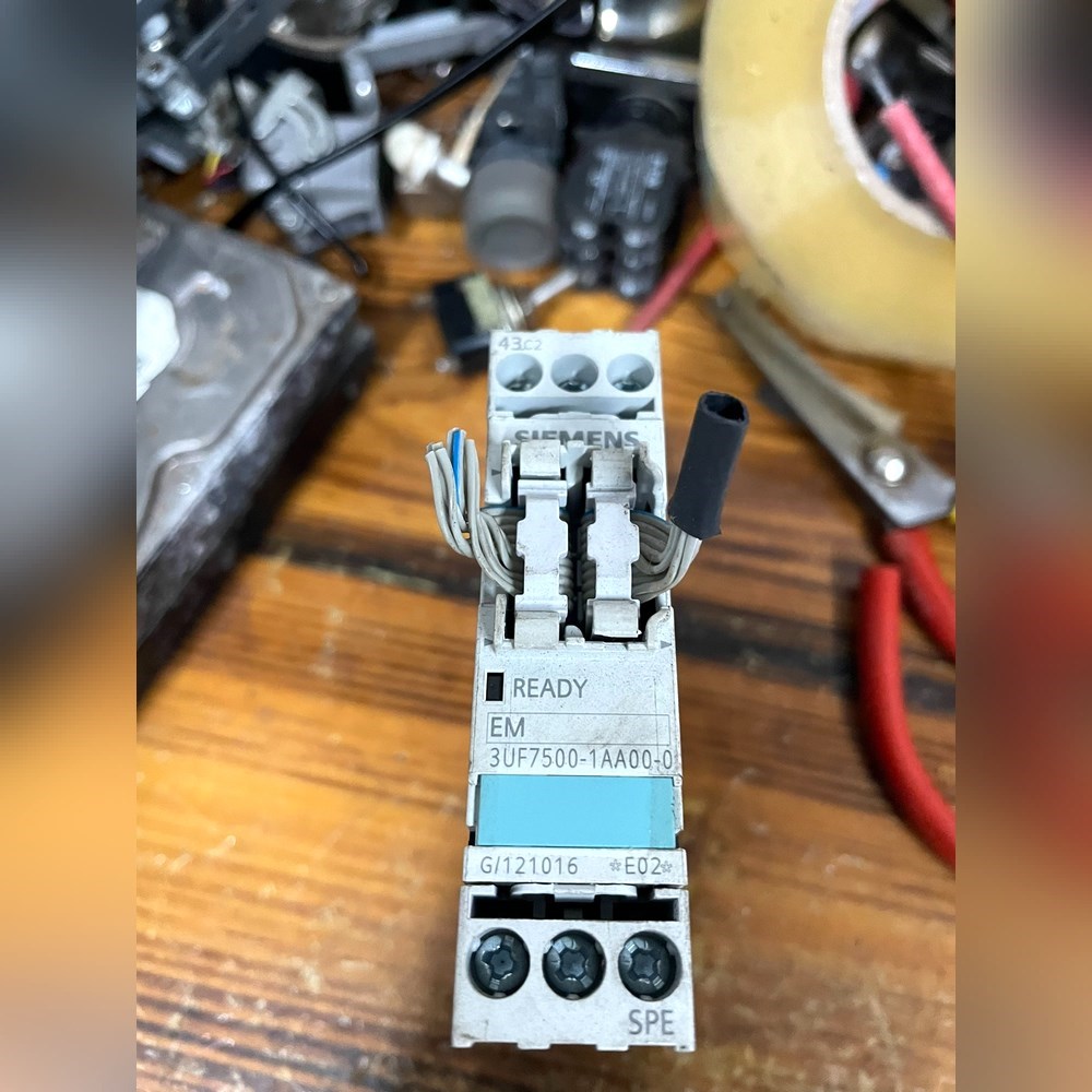 .3UF7500-1AA00-0.用的到直拍就好. 议价