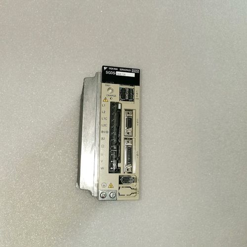 SGDS-04A15A 安川伺服驱动器 包好 议价