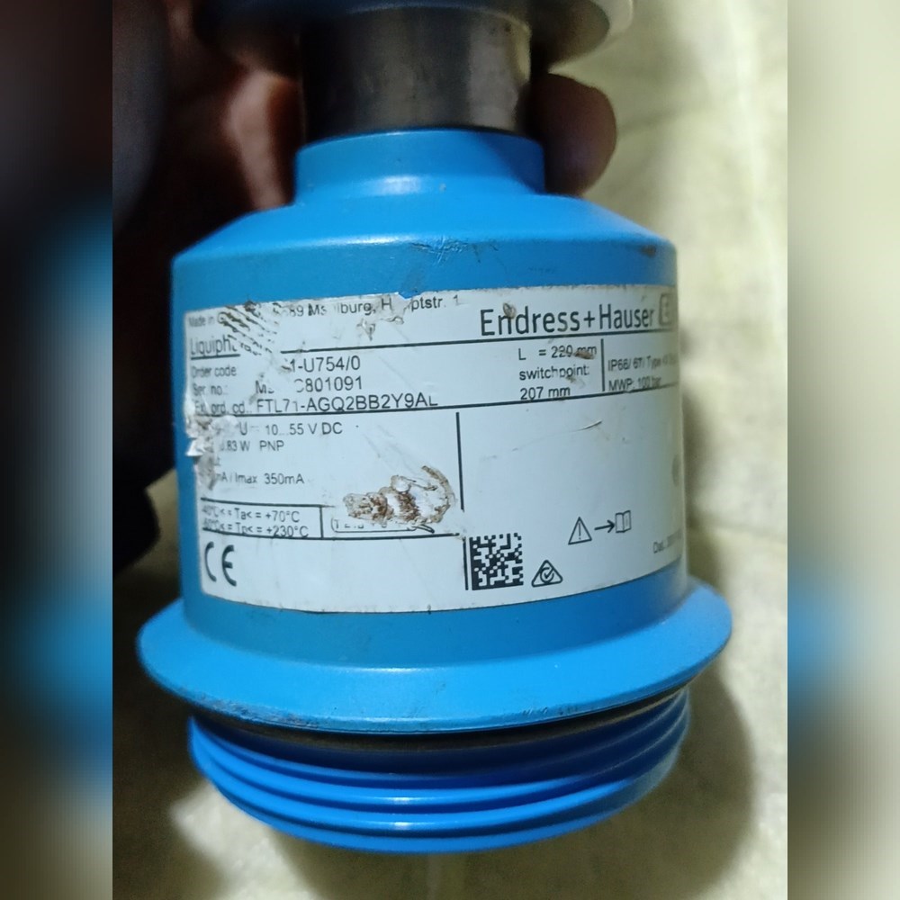 两只E+H音叉液位计 FTL71-AGQ2BB2Y9AL 议价