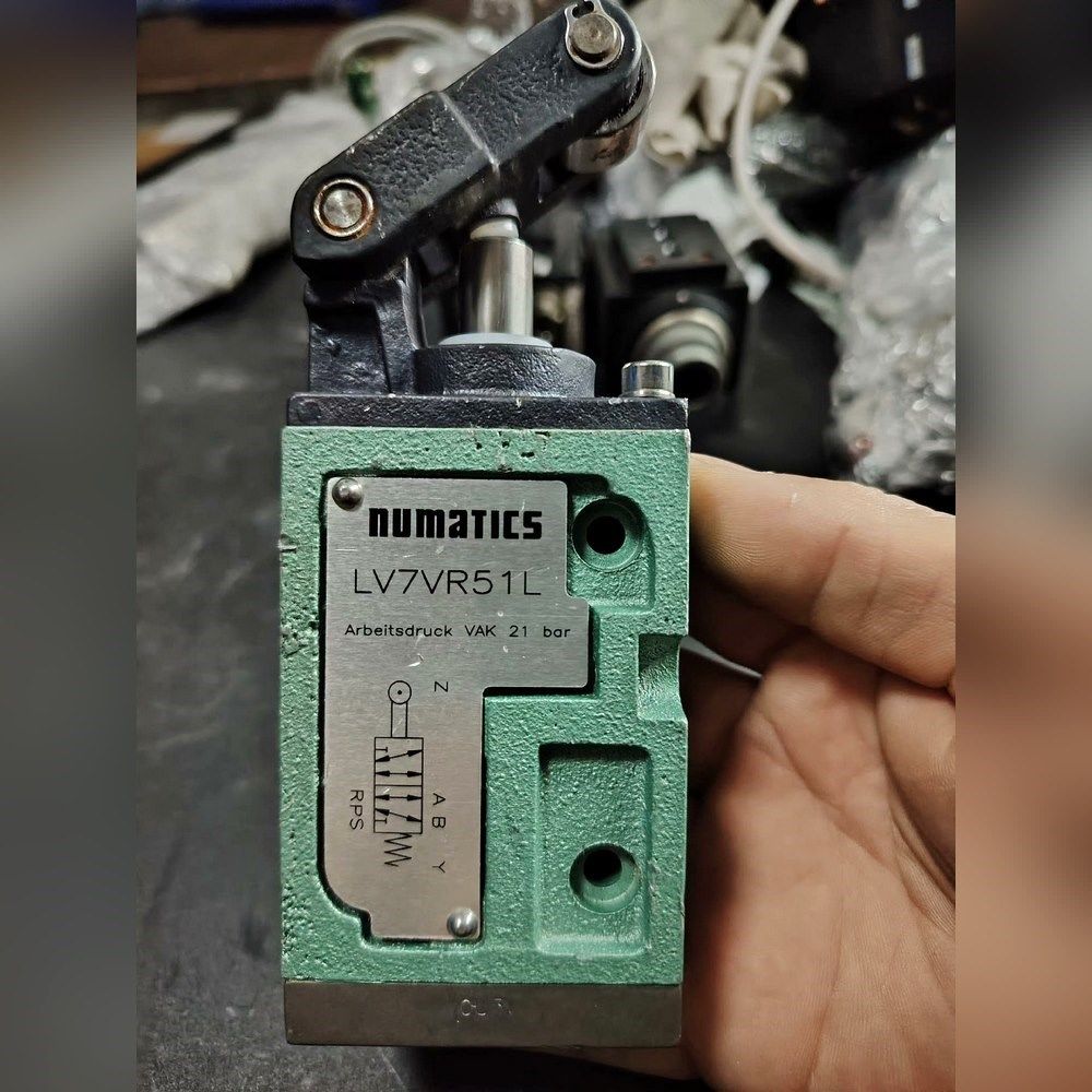 numatics 纽曼蒂克开关 LV7VR51L 议价