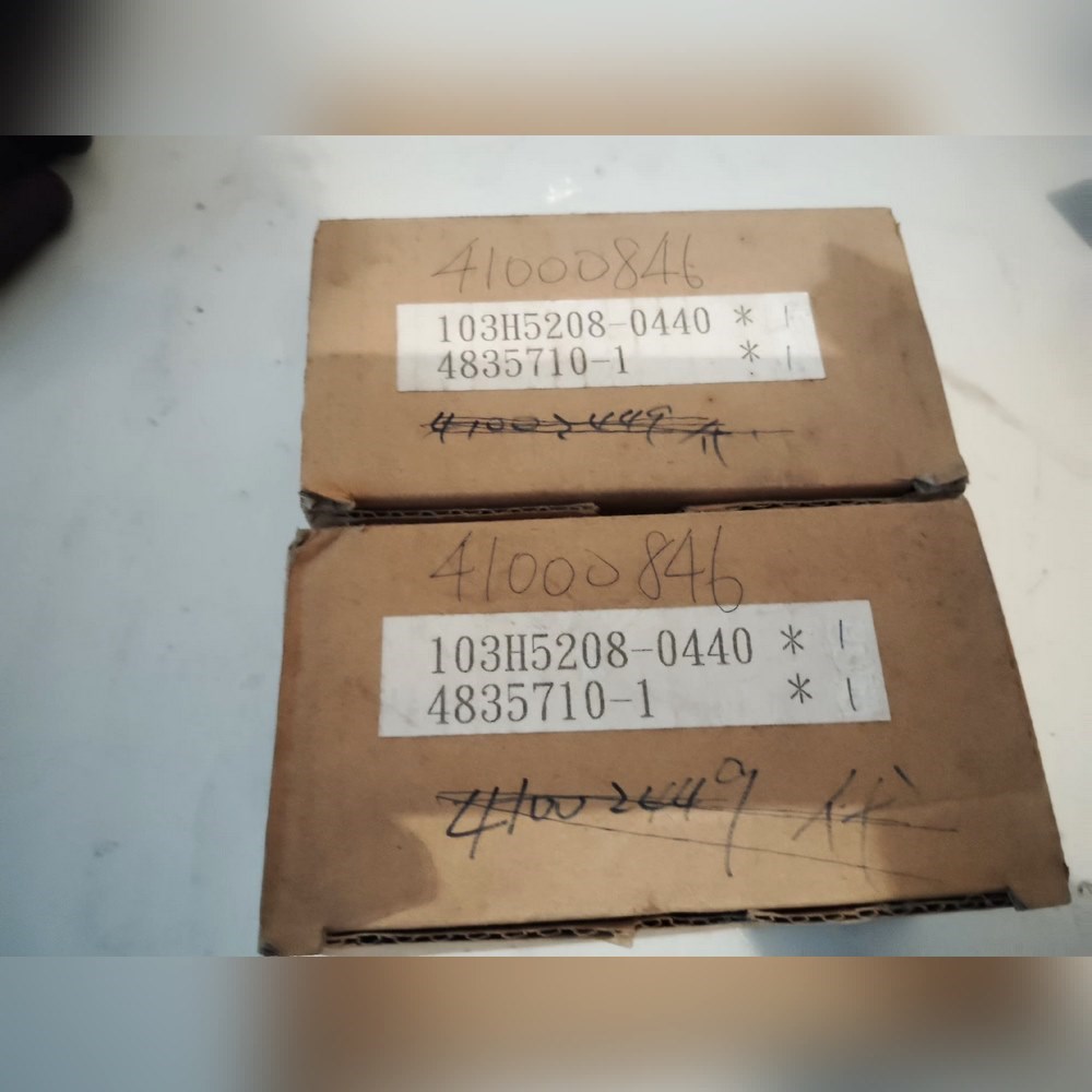 103H5208-0440StepSyn五相步进电机0. 议价