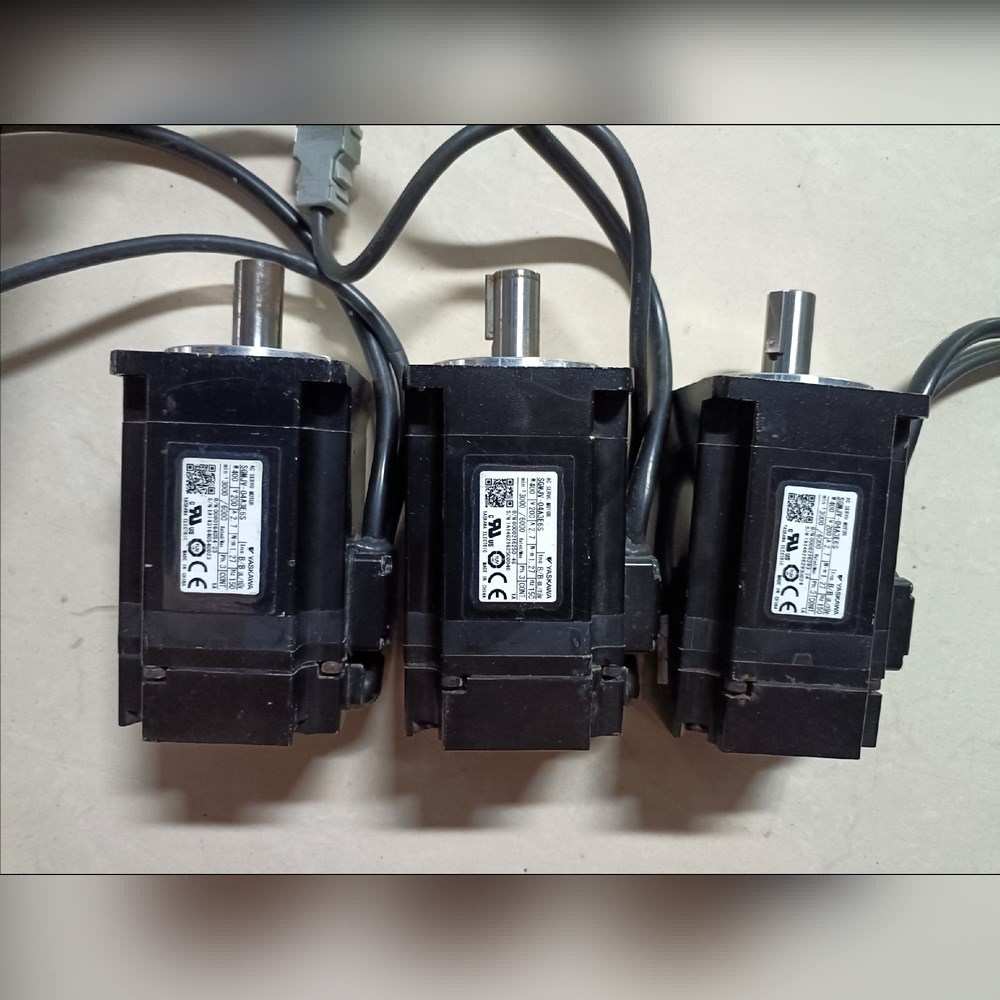 安川 SGMJV-04A3E6SSGMJV-04A3A6C 议价