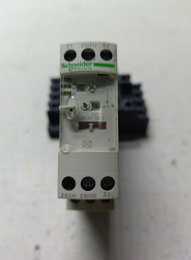 施耐德RE7TP13BU时间继电器 议价
