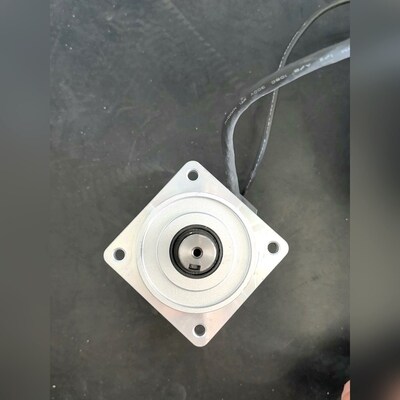 伺服电机 MHMF092L1U2M 一台需要的拍标价 议价