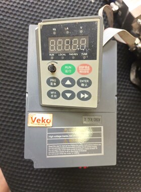 VEKO变频器V88M4T2R2GB(2.2KW) 380 议价