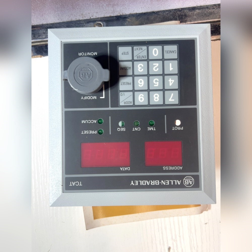 原装 Allen-Bradley 控制器面板 1745-TC 议价