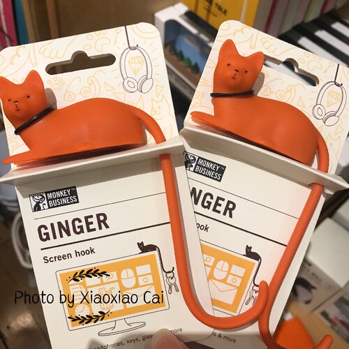 现货猫咪挂钩电脑屏幕