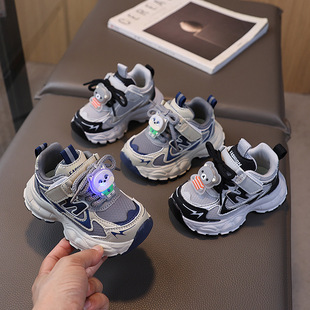 儿童鞋 新款 子皮面防水跑步鞋 男童黑色小童鞋 运动鞋 老爹鞋 2025春季