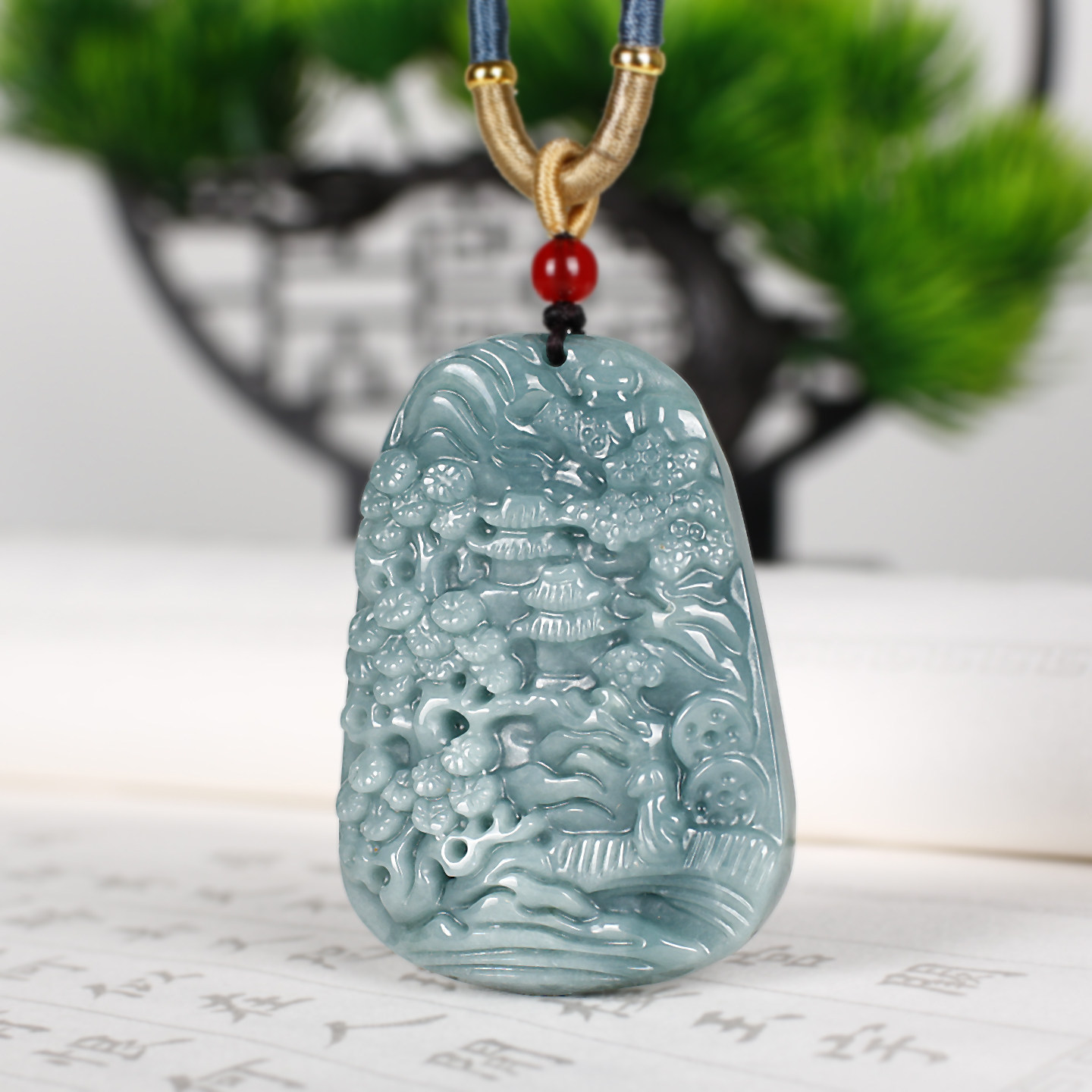 天然A货翡翠山水牌吊坠招财转运