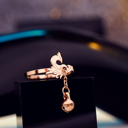 凤凰铃铛钛钢戒指女转运不掉色