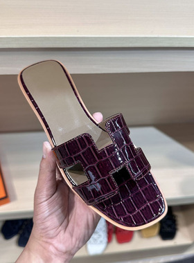 2025年夏季新款h拖鞋女石头纹休闲一字拖旅游沙滩平底真皮凉拖鞋