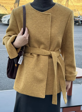 立领显白黄色上衣女2025秋冬季新款韩系高级感复古小个子毛呢外套