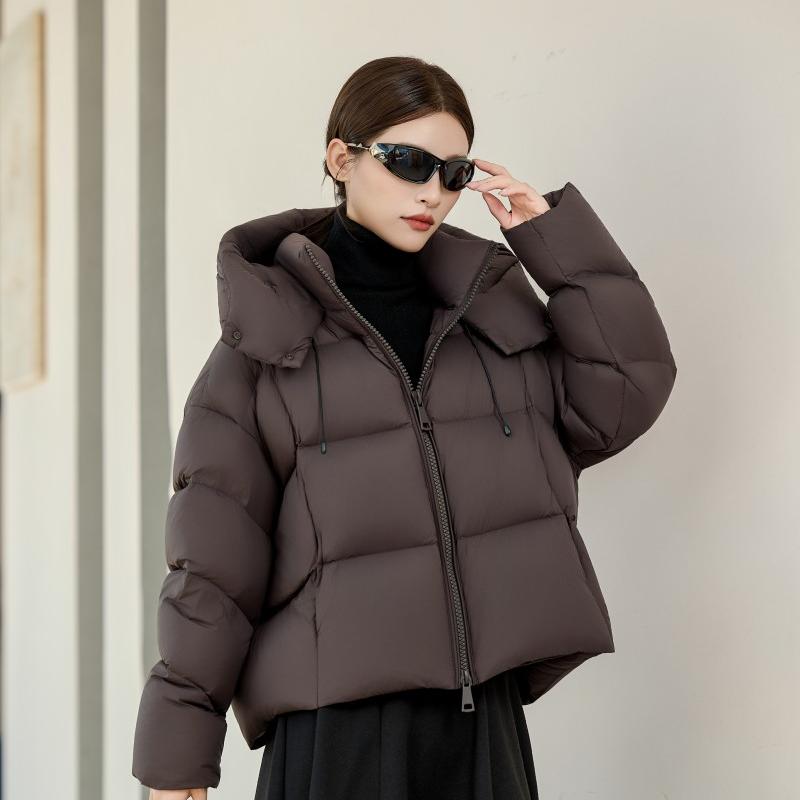 2025鸭宝宝新款特厚泡芙短款95白鸭绒加厚女款时尚保暖羽绒服