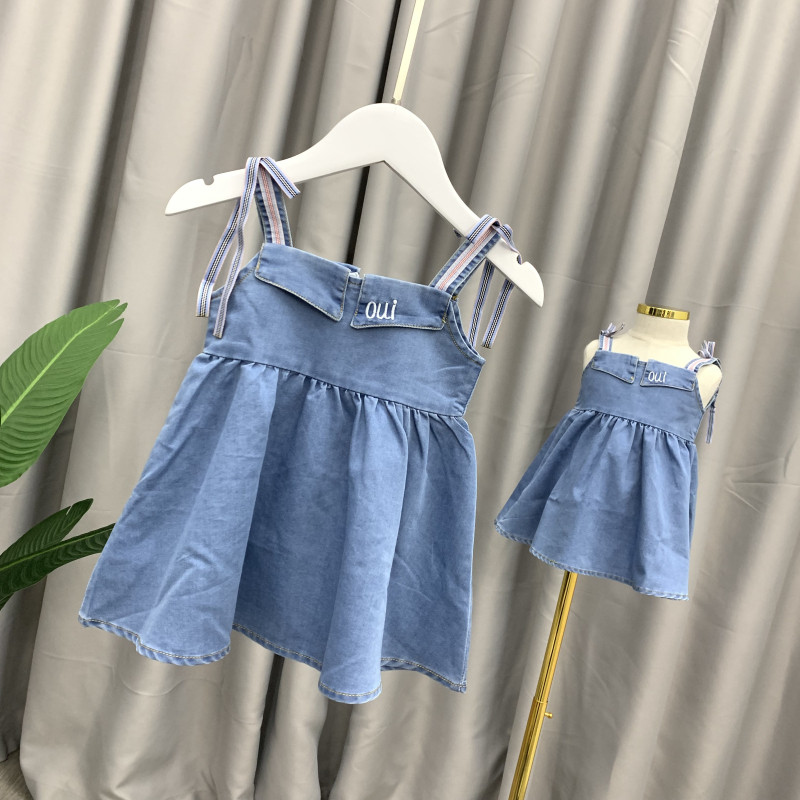 特价夏季新款女童吊带裙2岁洋气1婴幼儿纯棉连衣裙女宝宝牛仔裙子