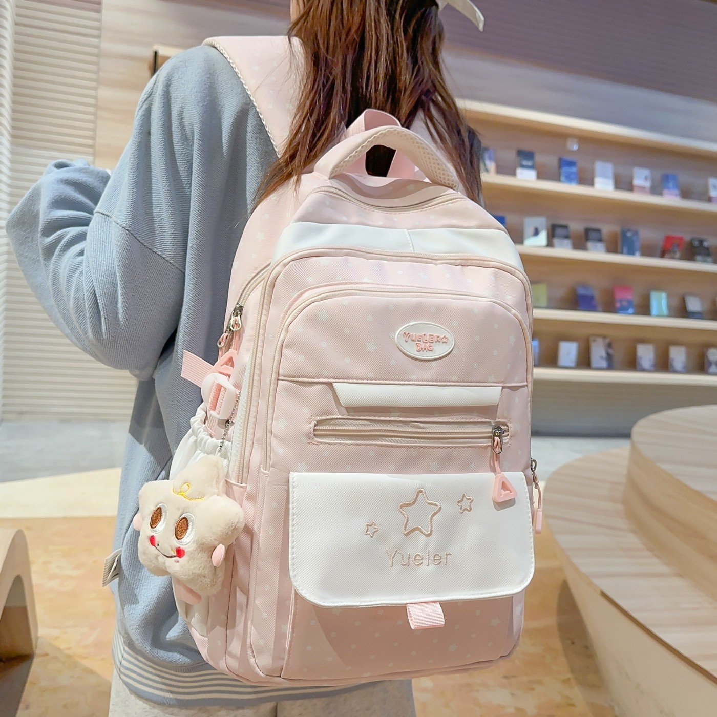 书包小学生女生可爱儿童双肩包高颜值初中生高中生大学生旅行背包