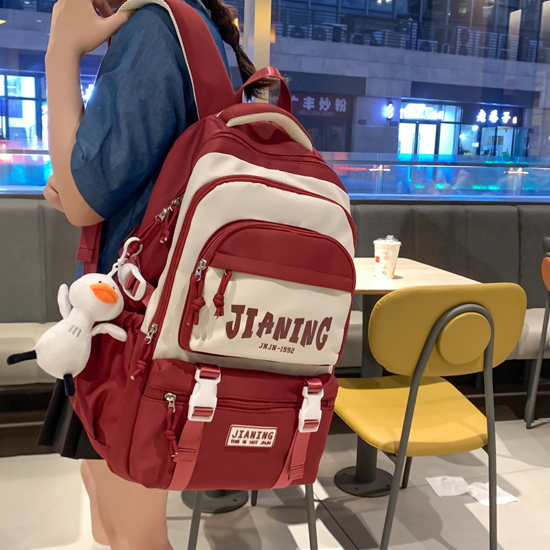 书包女生初中生韩版小清新少女双肩包小学生4-6年级减负护脊背包