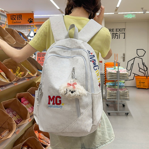 书包女生小学生轻便百搭双肩包
