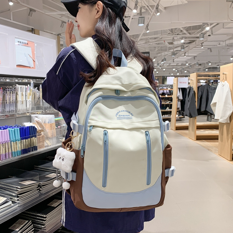 书包女生初中生可爱百搭双肩包