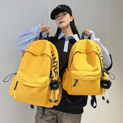 书包女生初中生韩版百搭双肩包