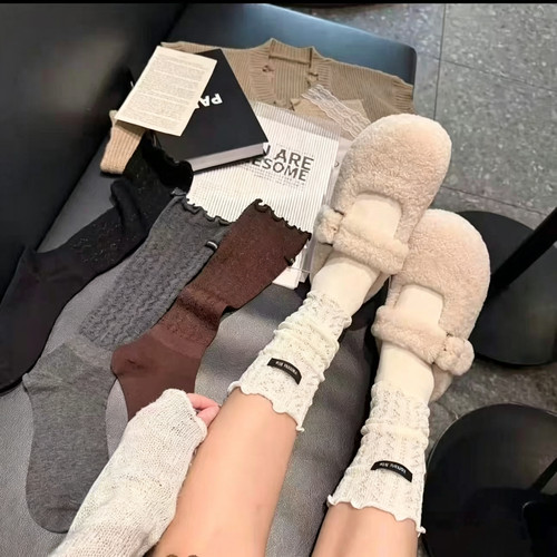 秋冬镂空勾花木耳边中筒堆堆袜