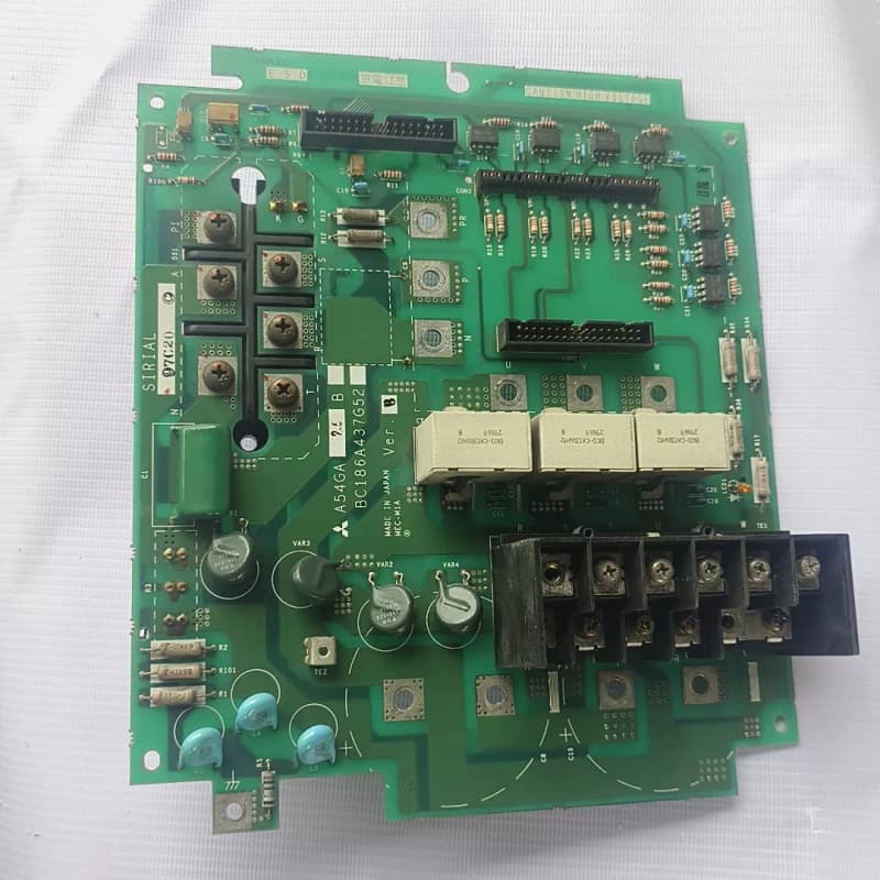 三菱变频器驱动板 FR-A5407.5K-CH--议价商品