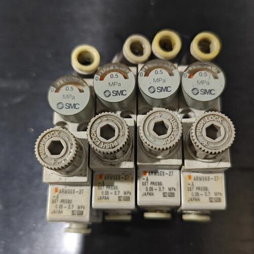 SMC 减压阀 ARM5SB-27-A 数量4个是好的--议价商品