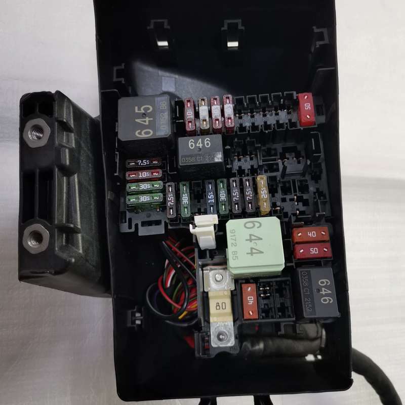 大众新款EVO平台保险丝盒总成机舱保险盒5WA 937 12--议价商品