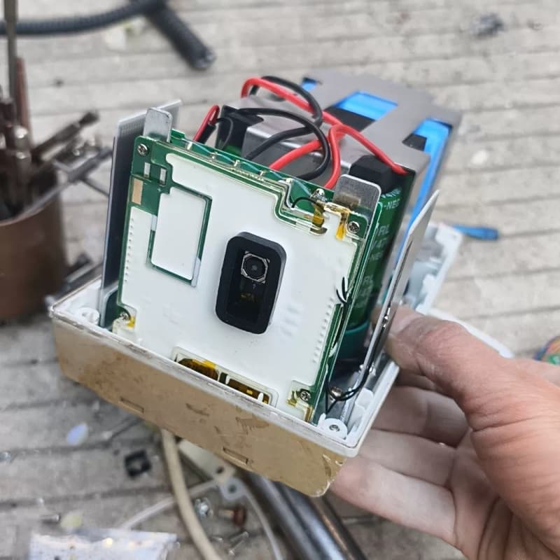 出一台输电线路智能监拍摄影机，不包好，看好再下单，谢谢--议价