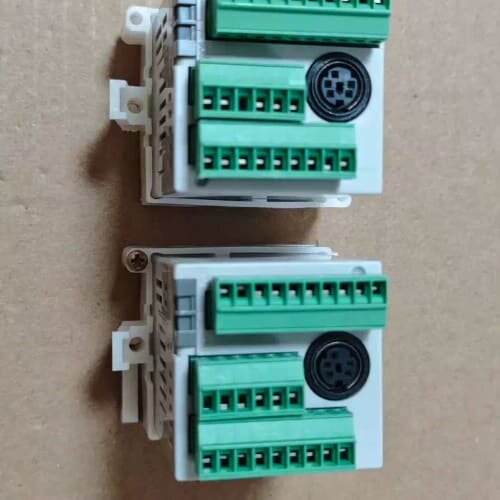 PLC AFPE224300 成色不错，实物图片，功能正--议价商品