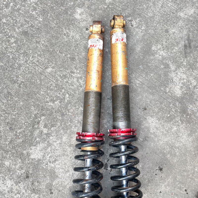JIC绞牙避震弹簧一对,二手拆机,实物拍摄,有意私聊--议价商品