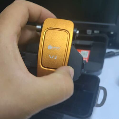一诺INNO V2光纤切割刀，金色机身+黑色底座，型号V2，--议价商品