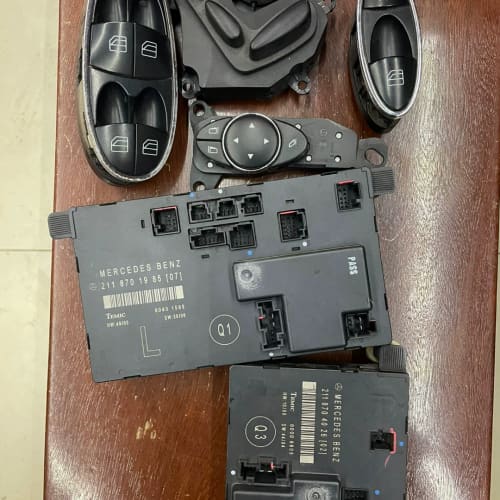 奔驰W211座椅开关车门电脑 升级开关带加热倒车镜开关各种开--议