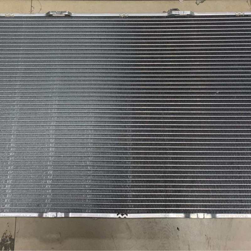 奥迪Q5 A4LB8 A5 水箱 散热器水箱 8K01212--议价商品