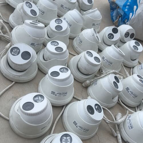 海康200万半球，poe供电，支持H265储存减半，通电未激--议价商品