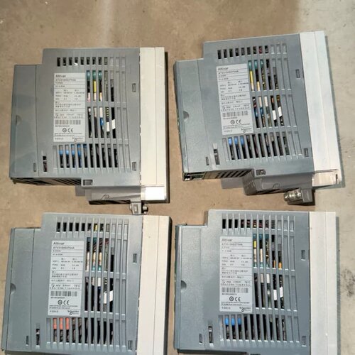 施耐德变频器，型号：ATV310H037N4A，实物拍摄，成--议价商品