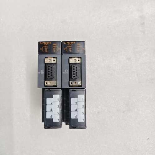 QJ71C24N 三菱Q系列通讯模块，功能包好，成色漂亮如图--议价商品