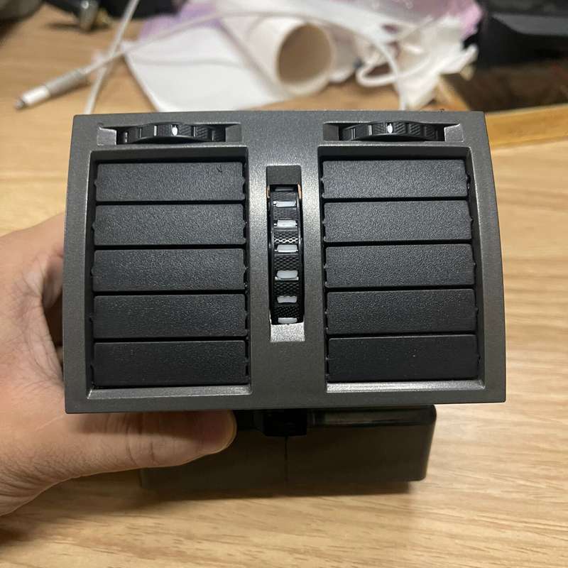 领驭后排出风口，全新原厂厂家货！跟原车的还是有点差--议价商品