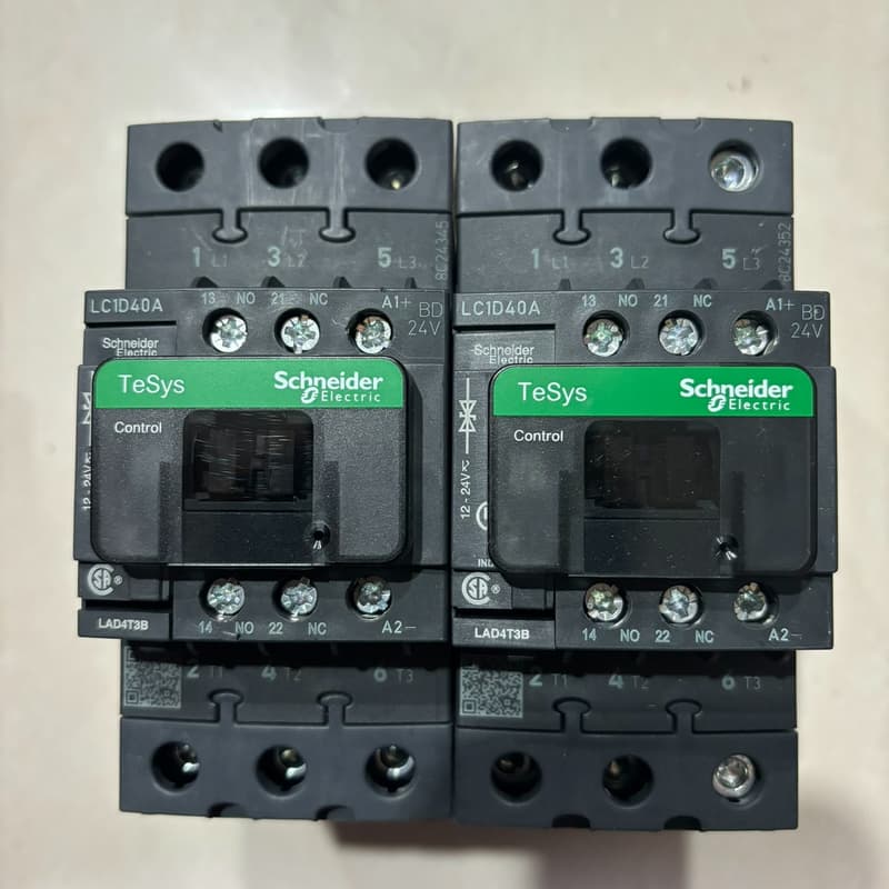 施耐德LC1D40ABD接触器,线圈DC24V,95新的,,--议价商品