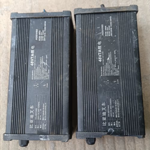 比亚迪叉车锂电池充电器48V7A!2个!型号CDL4807C--议价商品
