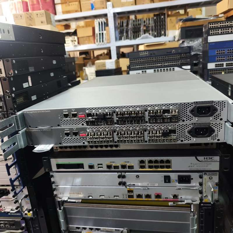 HP惠普8/24 SAN交换机，型号AM868B，原装拆机，--议价商品