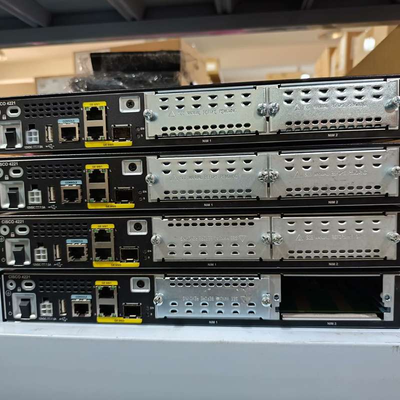 思科ISR4221/K9成色不错,带原装电源,挡板齐全,测试--议价商品