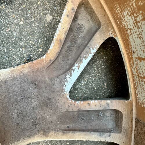 日产骐达17寸铝合金轮毂拆车件，孔距5x114.3适用尼桑多--议价商