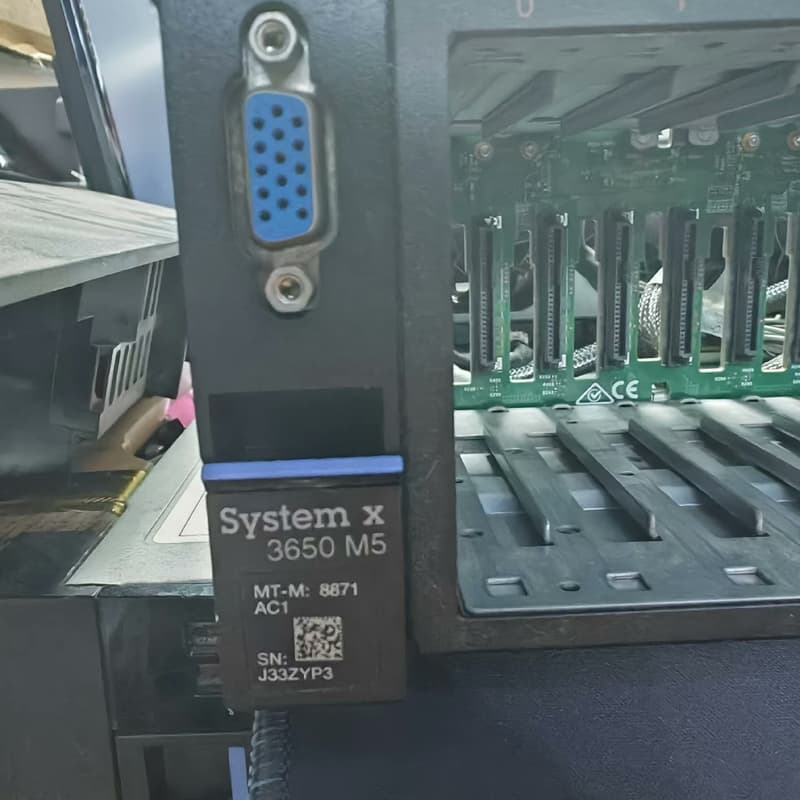 x3650m5原厂2.5寸16盘位服务器--议价商品